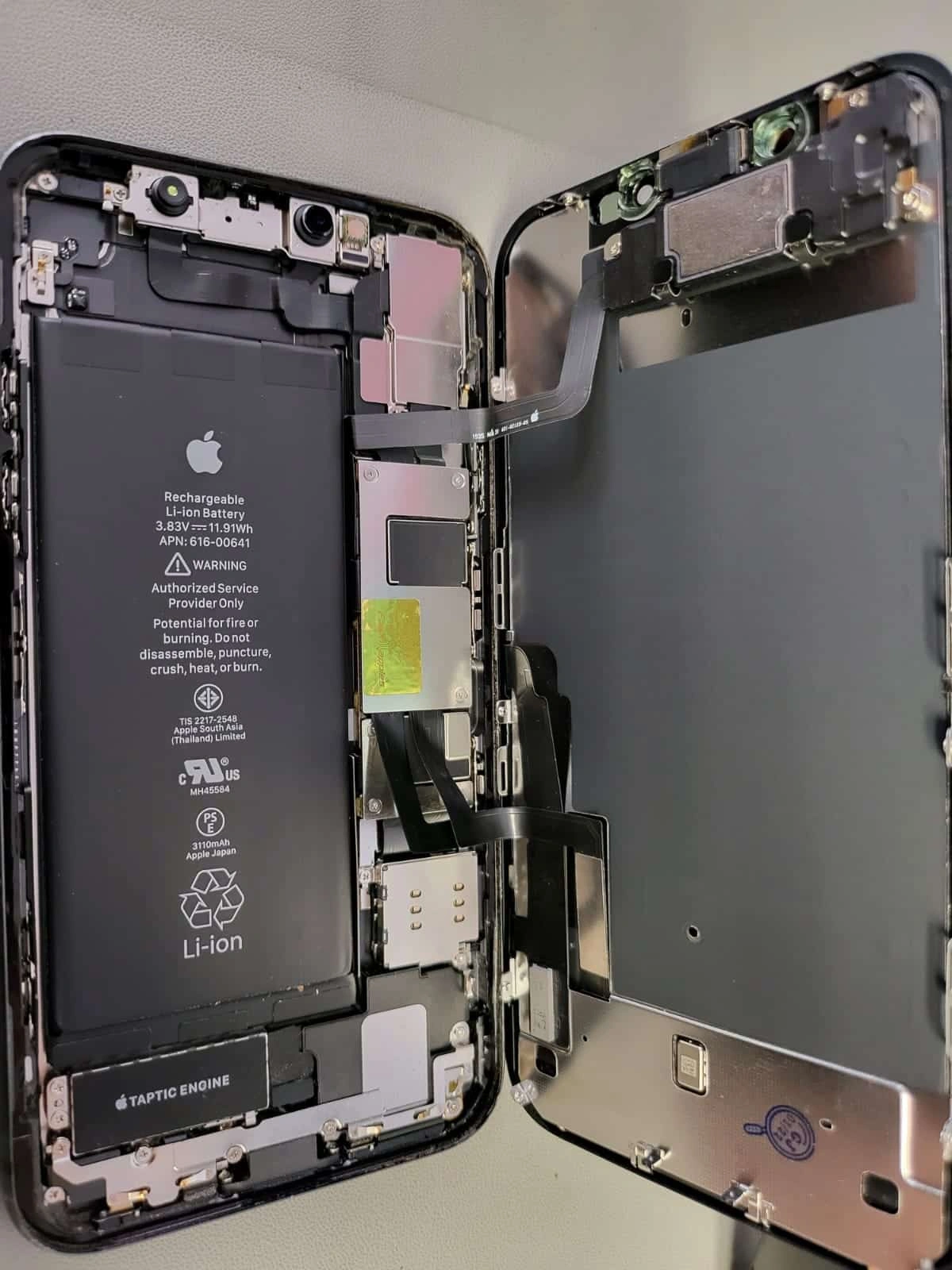 iPhone 11 Screen Open Repair Southampton